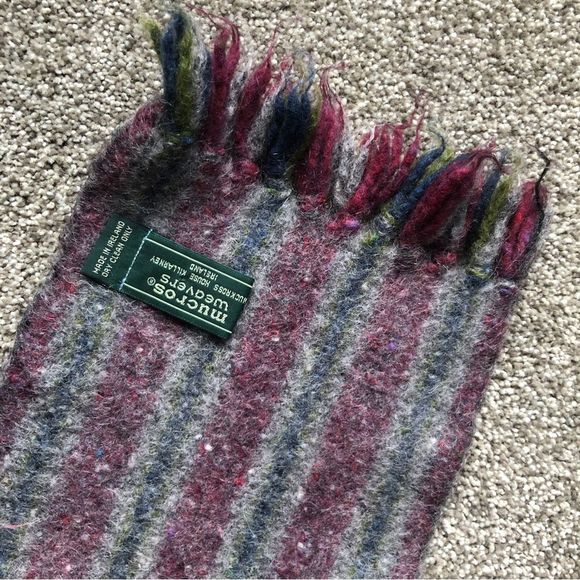 MUCRUS WEAVERS WOOL SCARF MADE IN IRELAND - Picture 3 of 5